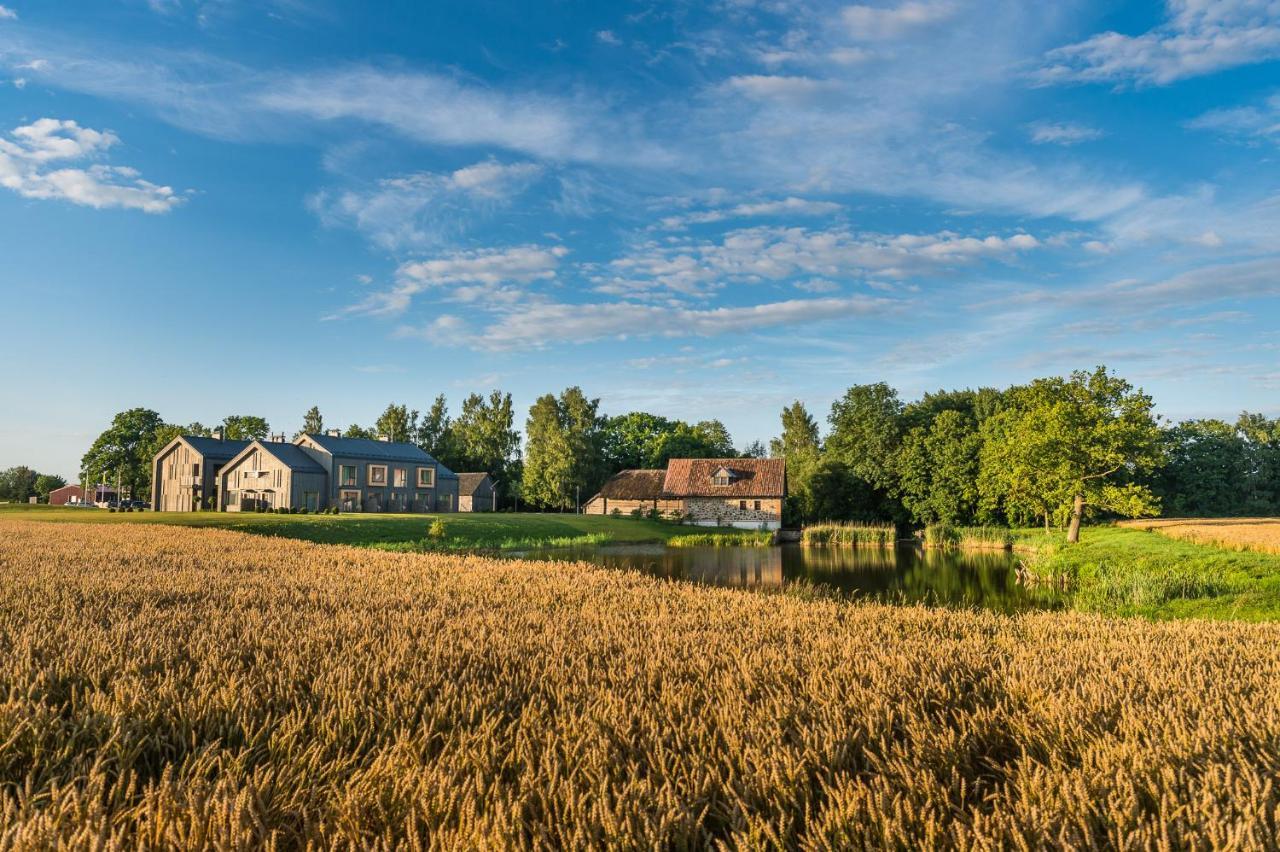 Hotel Mikelis Uzvara ภายนอก รูปภาพ